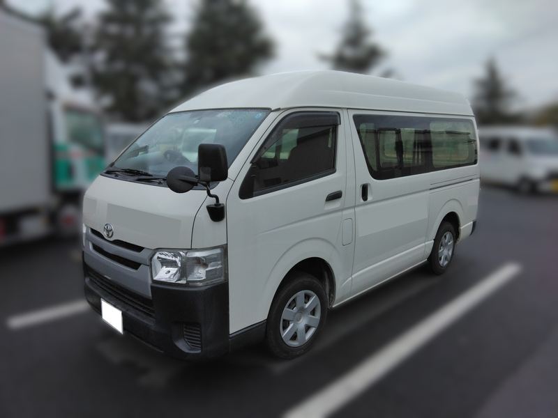 トヨタ　ハイエース