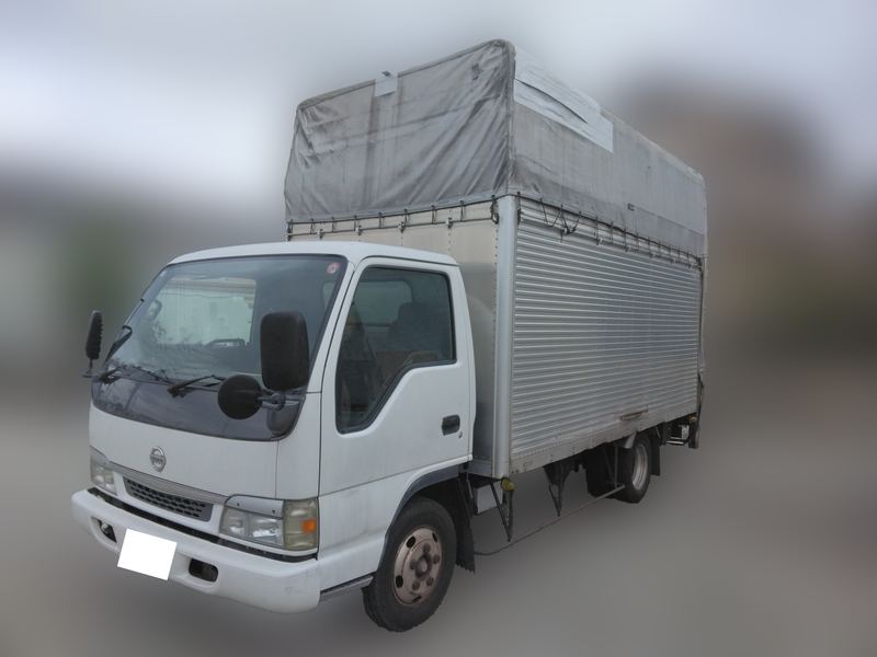 ニッサン　アトラス