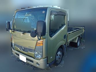 ニッサン　アトラス